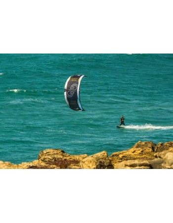Aile de Kitesurf Eleveight RS Pro V2