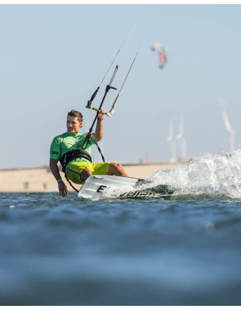 Planche de Kitesurf Eleveight Commander AG Pro V3