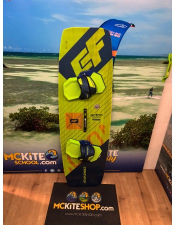 Planche de kitesurf...