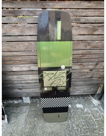 Planche kitesurf d'occasion...