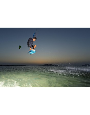 Planche de kitesurf CrazyFly Raptor 2026 140 x 42 neuve d’exposition sous garantie