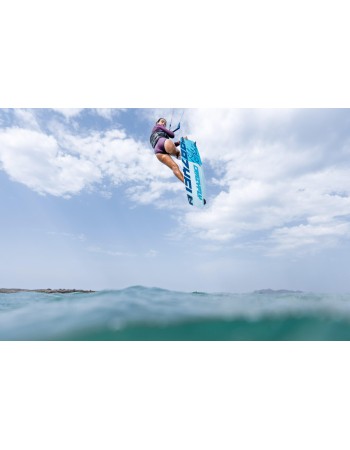 Planche de kitesurf CrazyFly Raptor 2026 140 x 42 neuve d’exposition sous garantie