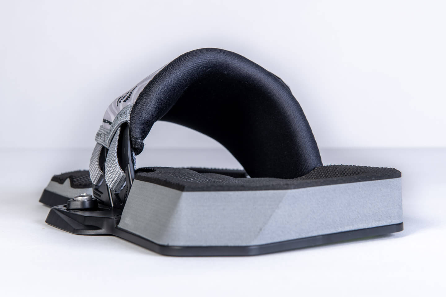 2026-neoprene-boots-binary-III.jpg